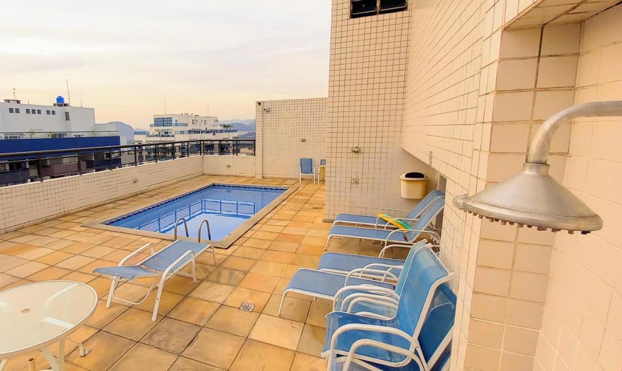 Apartamento Na Barra Da Tijuca Com Wi-fi Em Condominio Com Piscina E Proximo A *